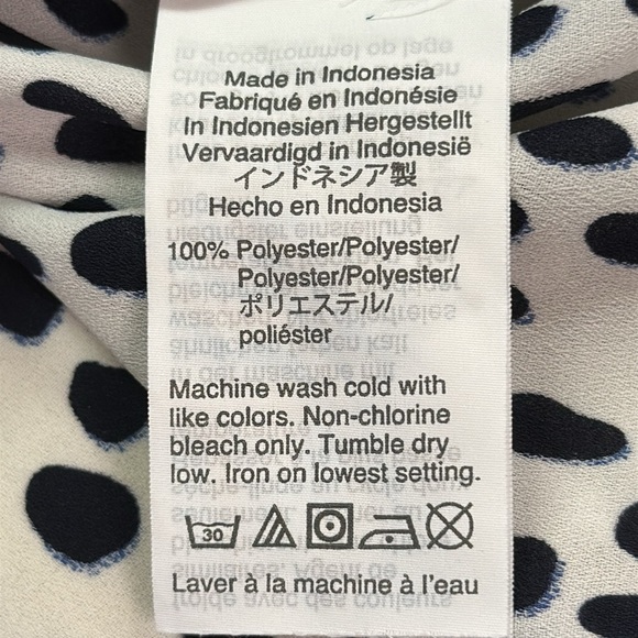 J. Crew Factory Button Up Long sleeved Black Polka Dot Blue on White Blouse XXS - Picture 7 of 8